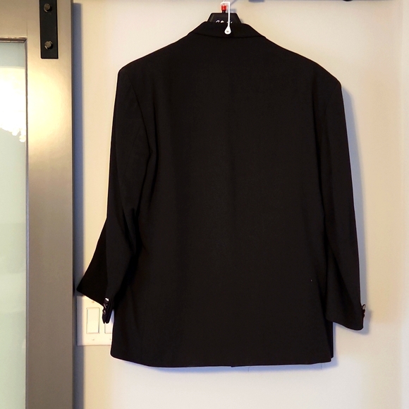 L'altro Uomo mens double breasted suit.  Size 46 jacket and size 38 pants - Picture 2 of 9